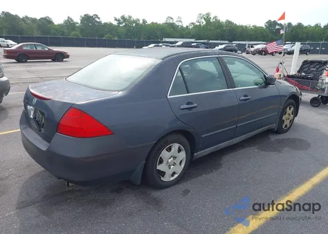 2007 Honda Accord 2.4 Lx z USA, uszkodzony, nr VIN 1HGCM55497A090376